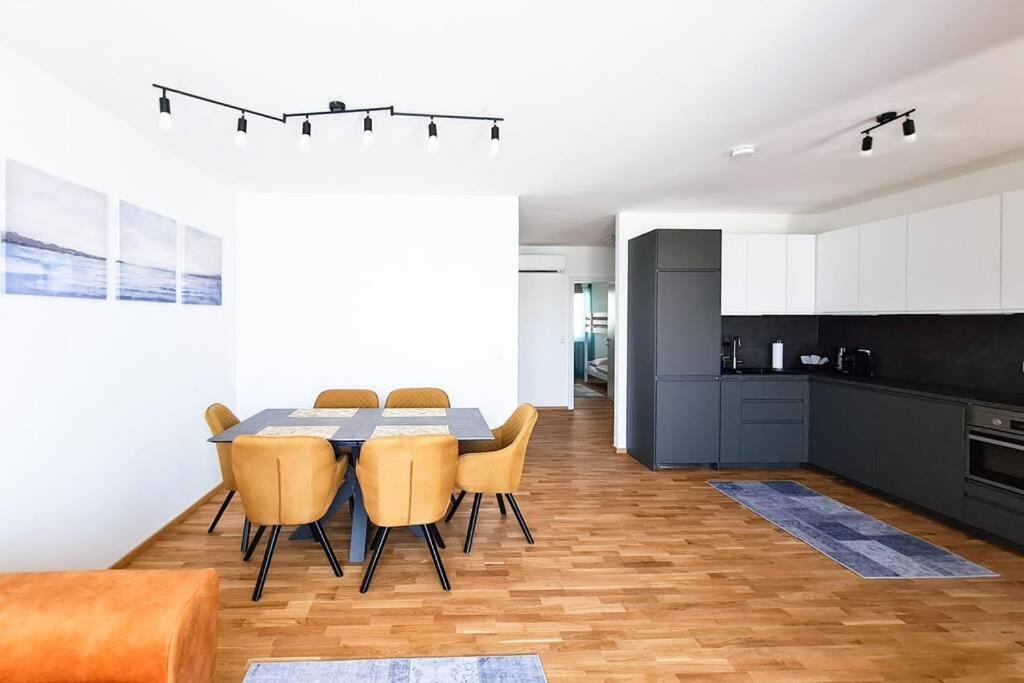 Family Suite เมอบิชอัมซี ภายนอก รูปภาพ